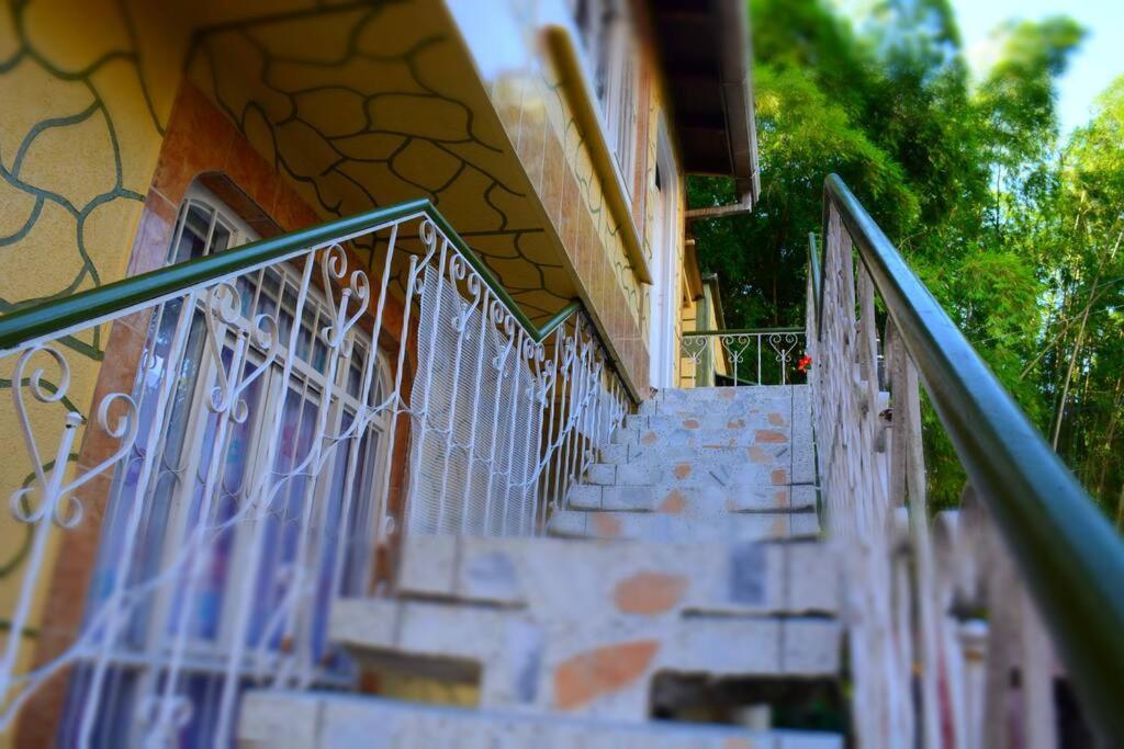 Casa Familiar Y Agradable, Parqueadero Y Bbq Hébergement de vacances *