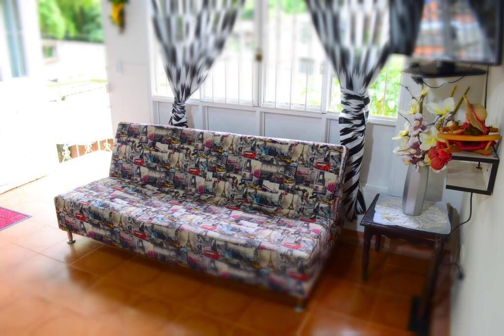 Casa Familiar Y Agradable, Parqueadero Y Bbq